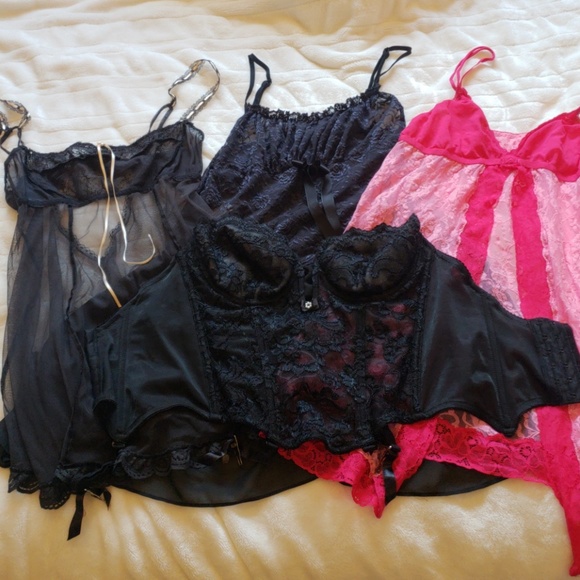 Victoria's Secret Other - Lingiere bundle